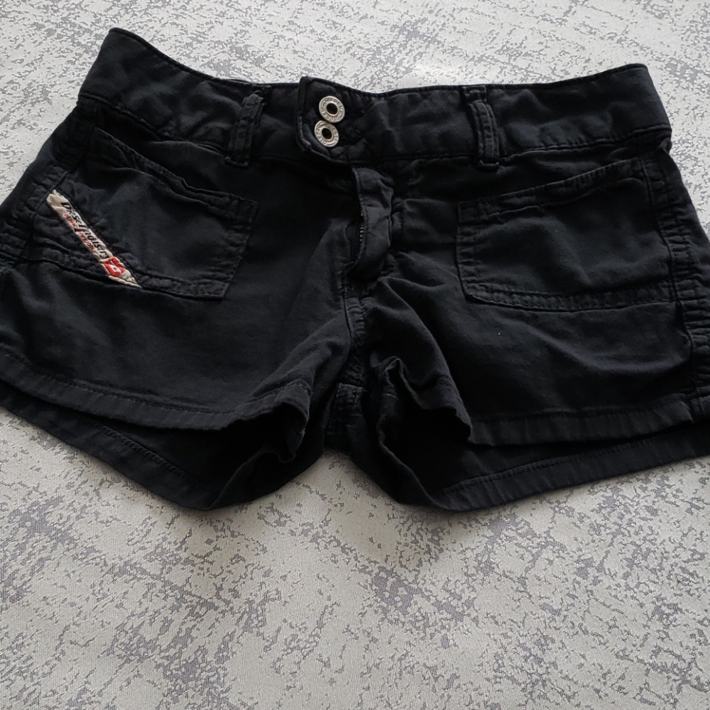Girls short shorts